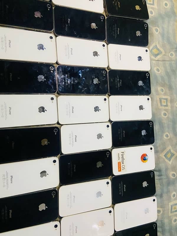 iphone 4 4s available WHOLESALE RATE 5