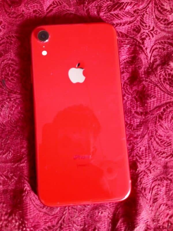 I phone xr non PTA 4