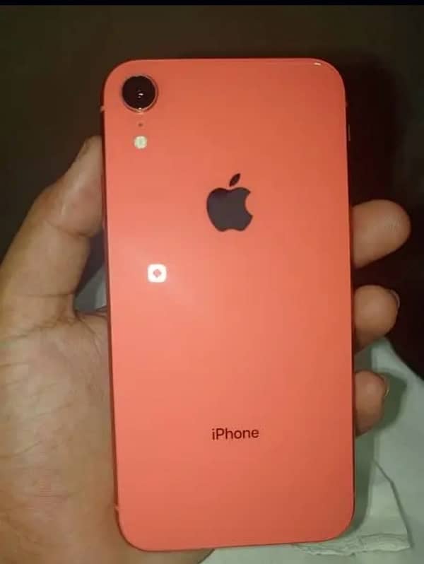 iPhone XR 3