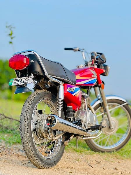 cG Honda 125 down model 2010 3