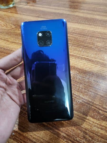 Huawei Mate 20 Pro edge 5