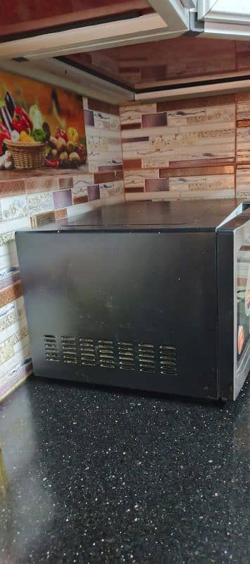 microwave used good condition 3