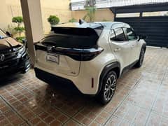 Toyota Yaris cross  2024 0