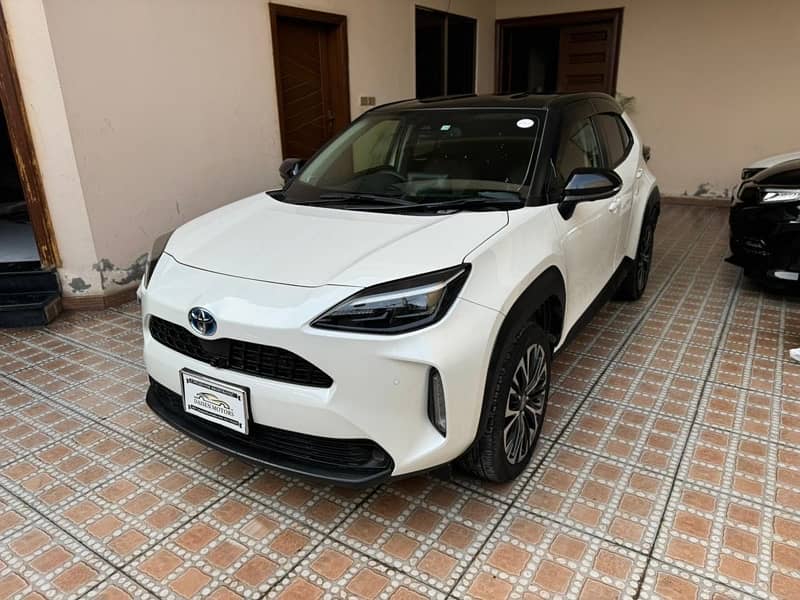 Toyota Yaris cross  2024 1