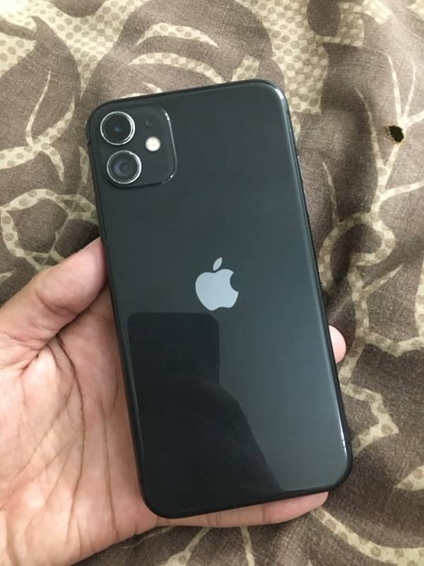 Iphone 11 64gb for sale in 10/9 condition 1