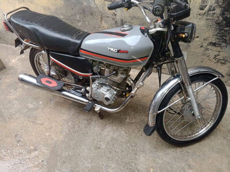 Honda 125 Present for Sale Model 2001 1