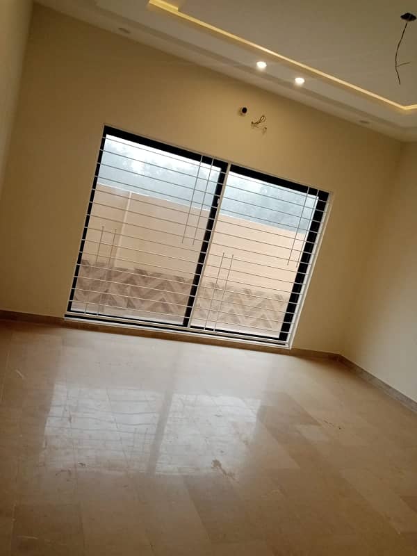 10 MARLA HOUSE FOR RENT IN BAHRIA TOWN LAHORE 6