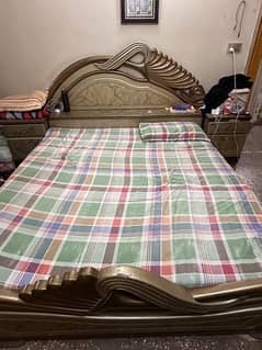 COMPLETE BED SET