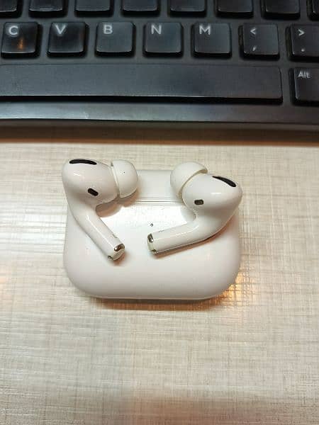 Apple Airpods Pro 7