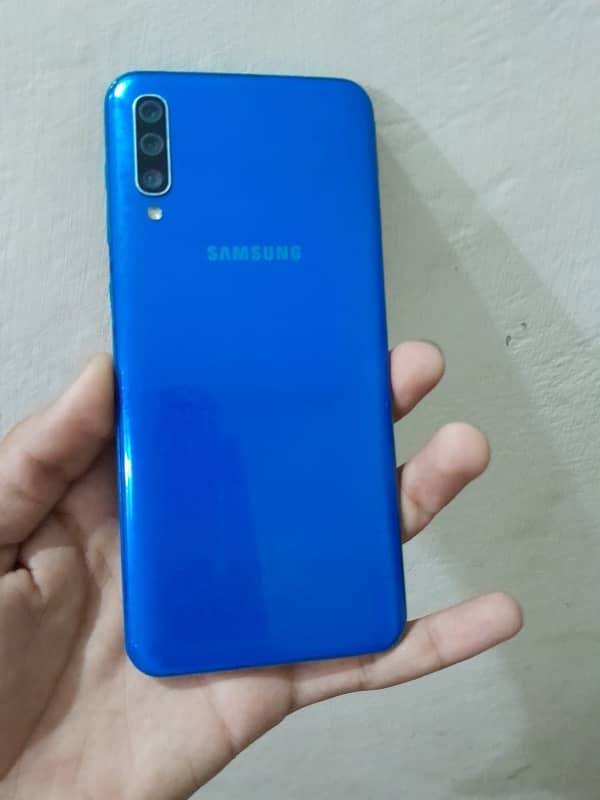 Samsung A50 official pta approved 1