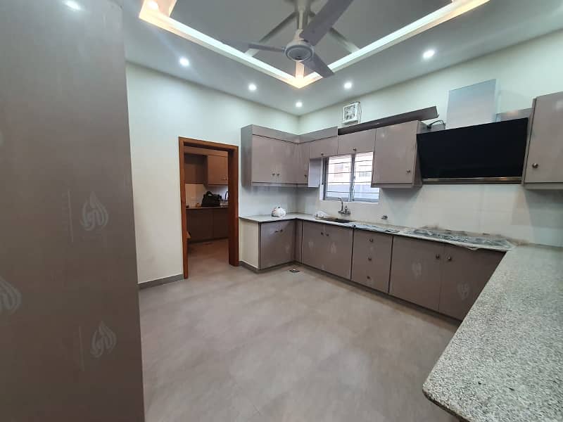 1 KANAL HOUSE FOR RENT IN BAHRIA TOWN LAHORE 21