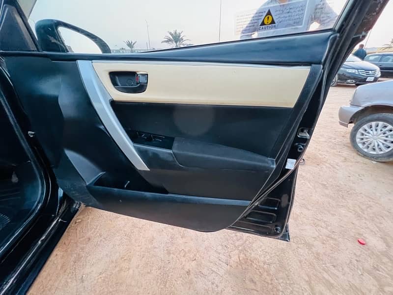 Toyota Corolla GLI 2019 urgent for sale 4