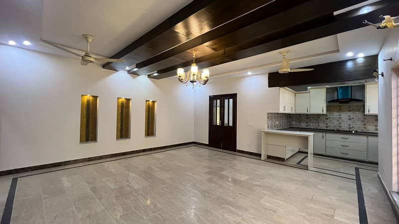 1 KANAL HOUSE FOR RENT IN BAHRIA TOWN LAHORE 13