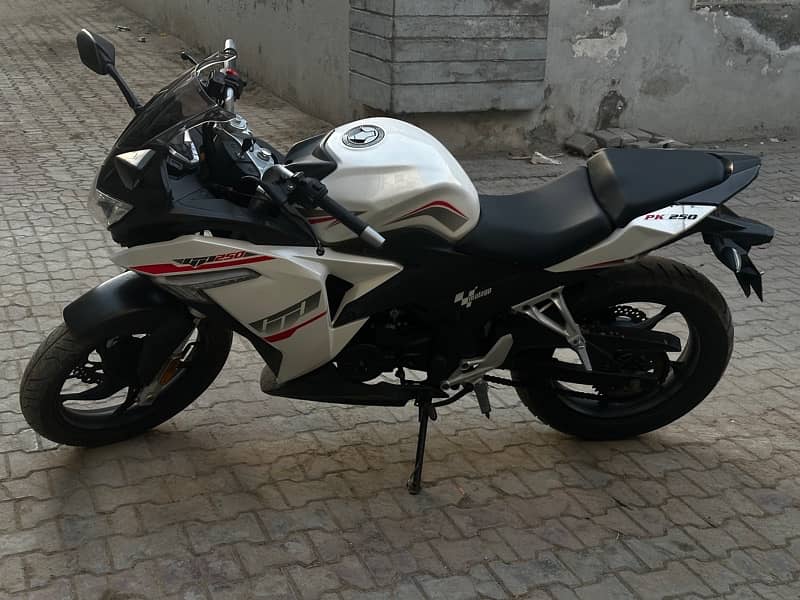 Sultan GP (Loncin) 250cc Heavy Bike 1