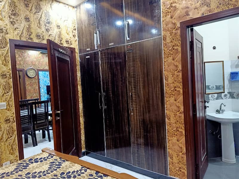 10 MARLA HOUSE FOR RENT IN BAHRIA TOWN LAHORE 18