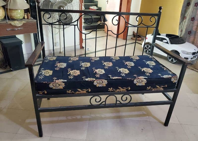 Iron bed with 2 seater iron sofa 4