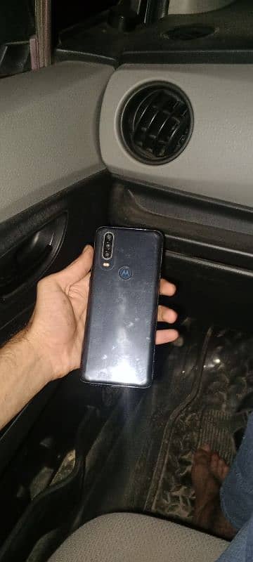 A O A Motorola One action cnt 03177005881 4