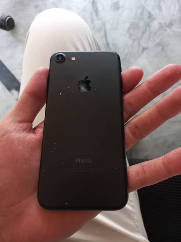 128 GB - iphone 7 - 84 BH - NON 2