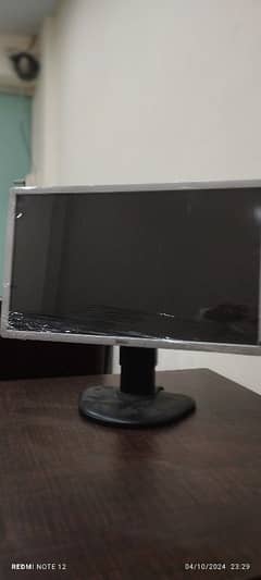 DELL LCD BRAND NEW FOR SALE NOT USED ONCE