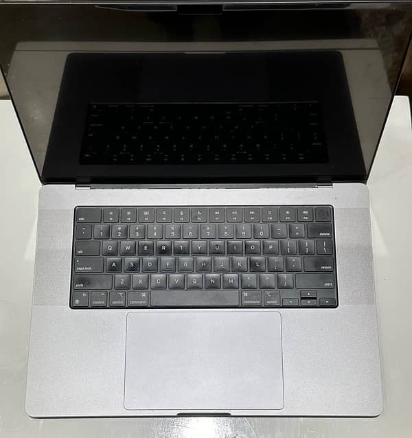 Apple Macbook Pro 16 inch 1Tb - 10/10 2