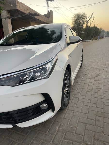 Toyota Corolla Altis 2019 1