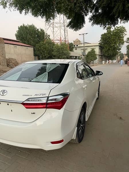 Toyota Corolla Altis 2019 5