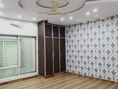 10 MARLA HOUSE FOR RENT IN BAHRIA TOWN LAHORE