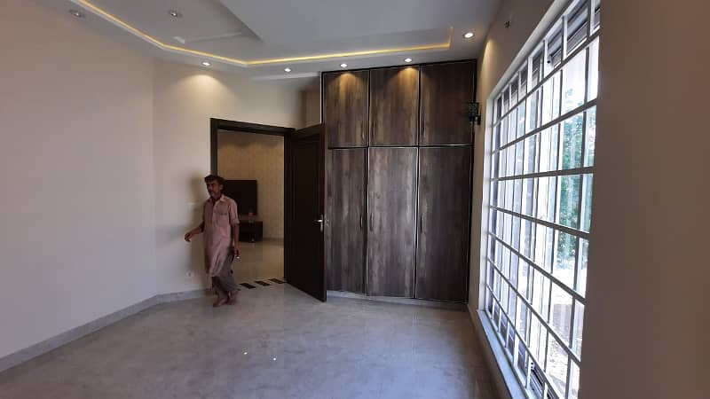 BRAND NEW 8 MARLA HOUSE FOR RENT IN BAHRIA TOWN LAHORE 14