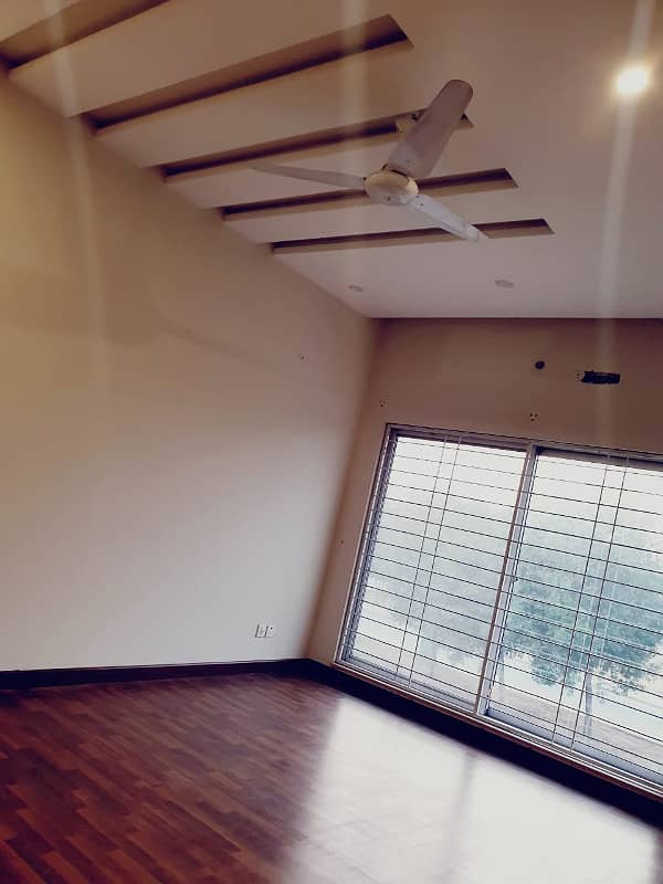 10 MARLA HOUSE FOR RENT IN BAHRIA TOWN LAHORE 6