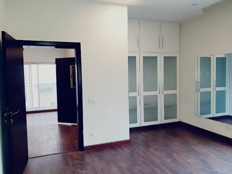 10 MARLA HOUSE FOR RENT IN BAHRIA TOWN LAHORE 7