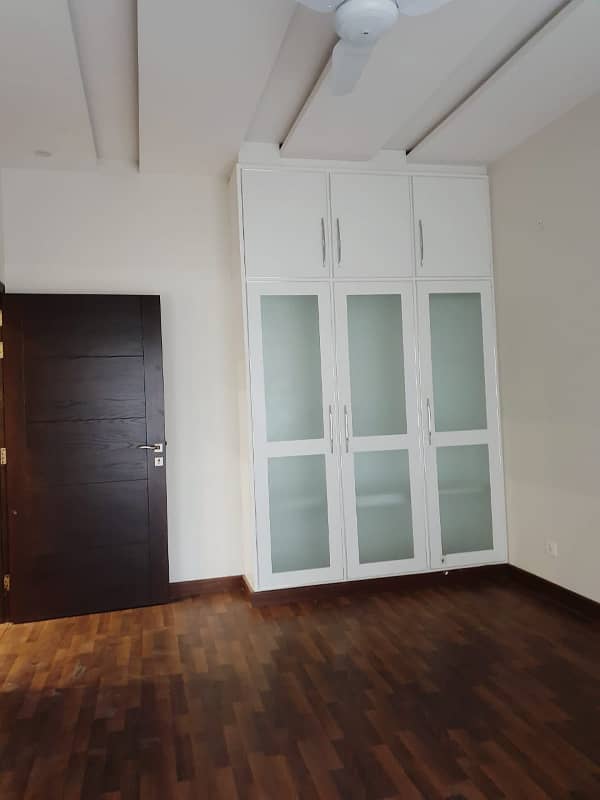 10 MARLA HOUSE FOR RENT IN BAHRIA TOWN LAHORE 14