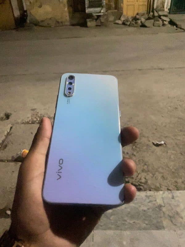 vivo s1 sal phone 4