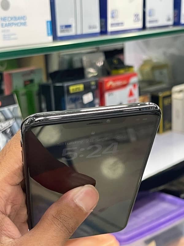 Xs Max factory unlock 256gb 3