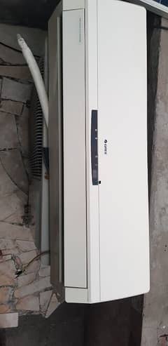 GREE AC Non Inverter Totall Genuine   03054347662