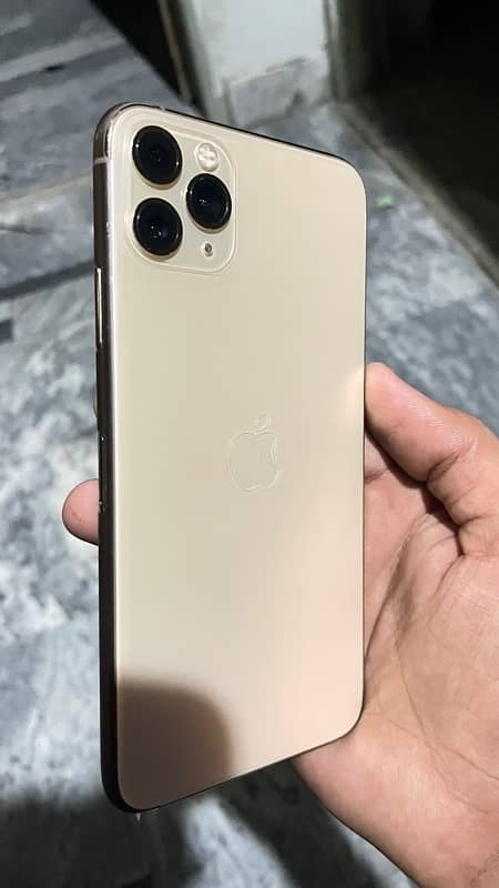 iphone 11 pro max golden 10/9 64gb jv penal battery chane face ok 0