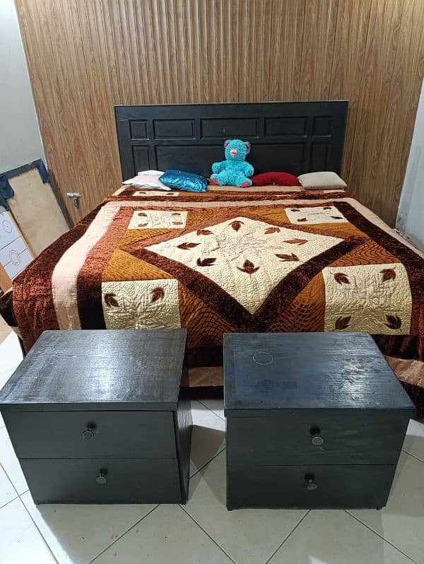 Elegant Bedroom Set For SALE 4