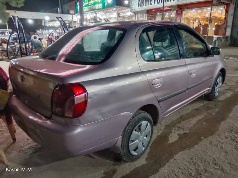 Toyota Platz Model 2001/2006 4