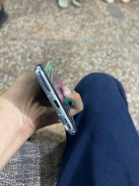 one plus 8t  green line on screen 42000 5