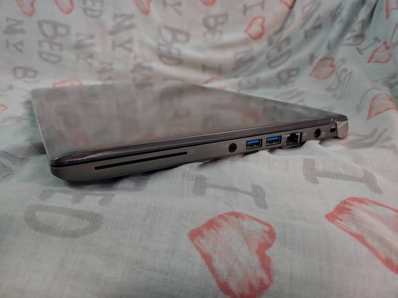 Toshiba Tecra Z40c (i5 6th 4GB + 128GB SSD) 8