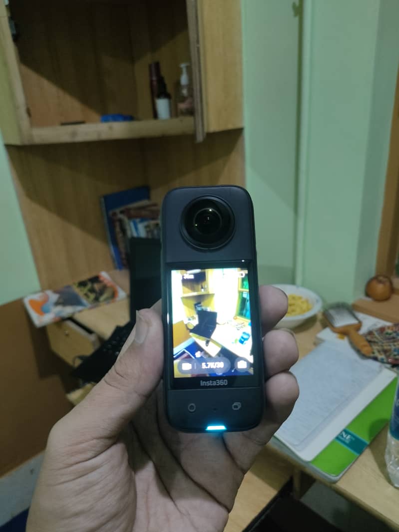 Insta 360 X3 Camera 7