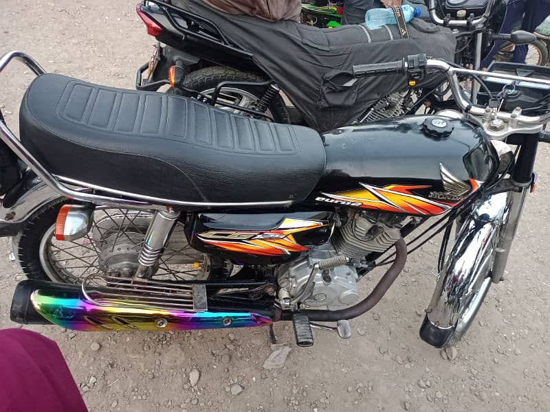 Honda 125 far sel good candeshn 2