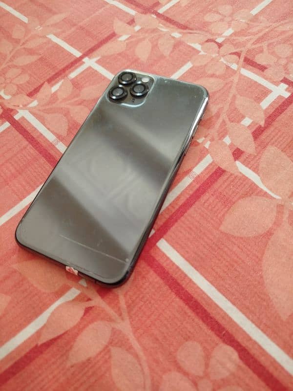 iphone 11 pro 256gb PTA Approved 1