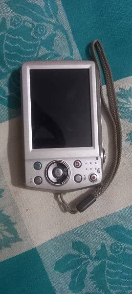 Casio Exilim z-16 Digital camera for sale 1