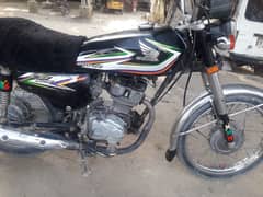 Honda 125 dadu nmbr enjen me awaz hy . PRICE FAINAL HY. 0