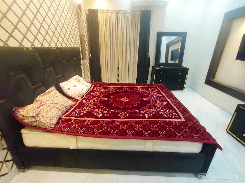 Eight Marla Luxury Furnished Upper portion in Bahria Town Lahore 1