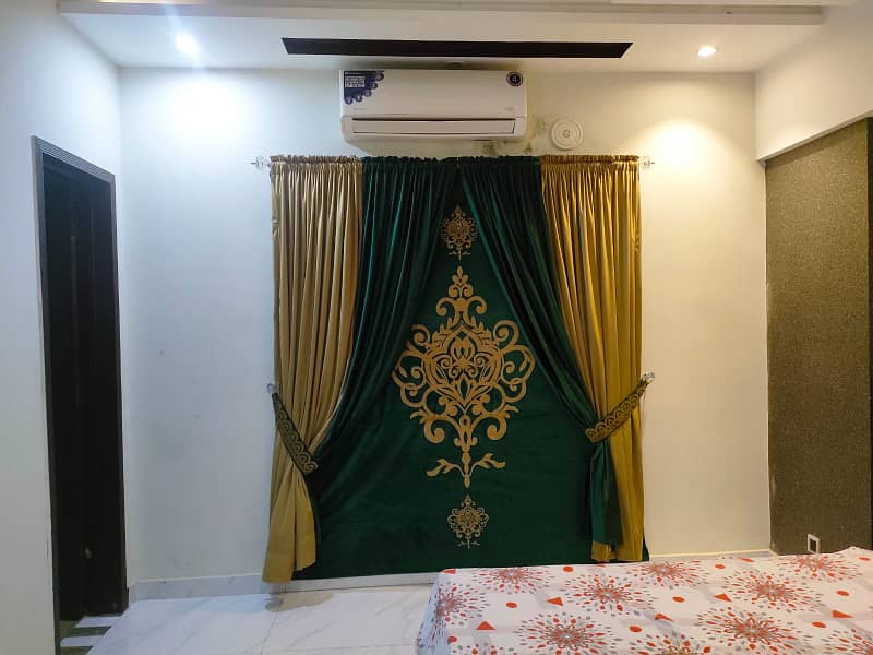 Eight Marla Luxury Furnished Upper portion in Bahria Town Lahore 5