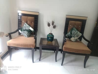 Room chairs for sale in a good condition
