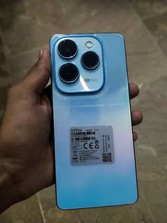 infinix hot 40 pro with complete saman