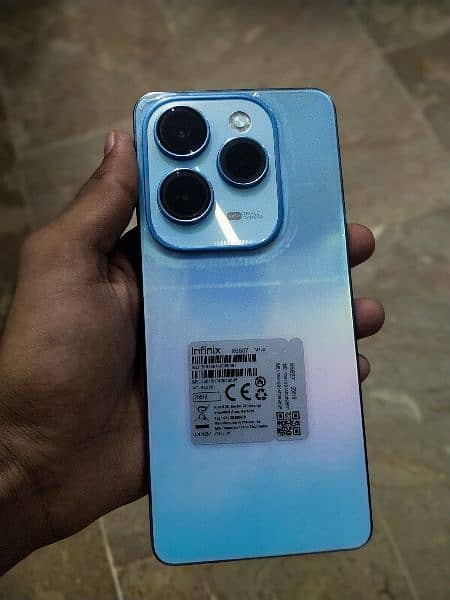 infinix hot 40 pro with complete saman 0