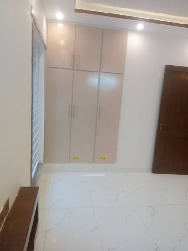 3 BEDS 5 MARLA BRAND NEW HOUSE FOR RENT LOCATED BAHRIA ORCHARD LAHORE 8